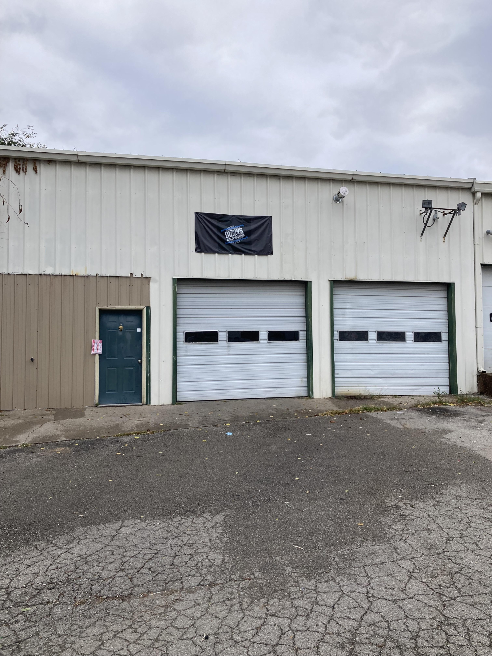 2421 lndustrial Drive, Jefferson City, Missouri 65109, ,Industrial,For Lease,lndustrial,1094