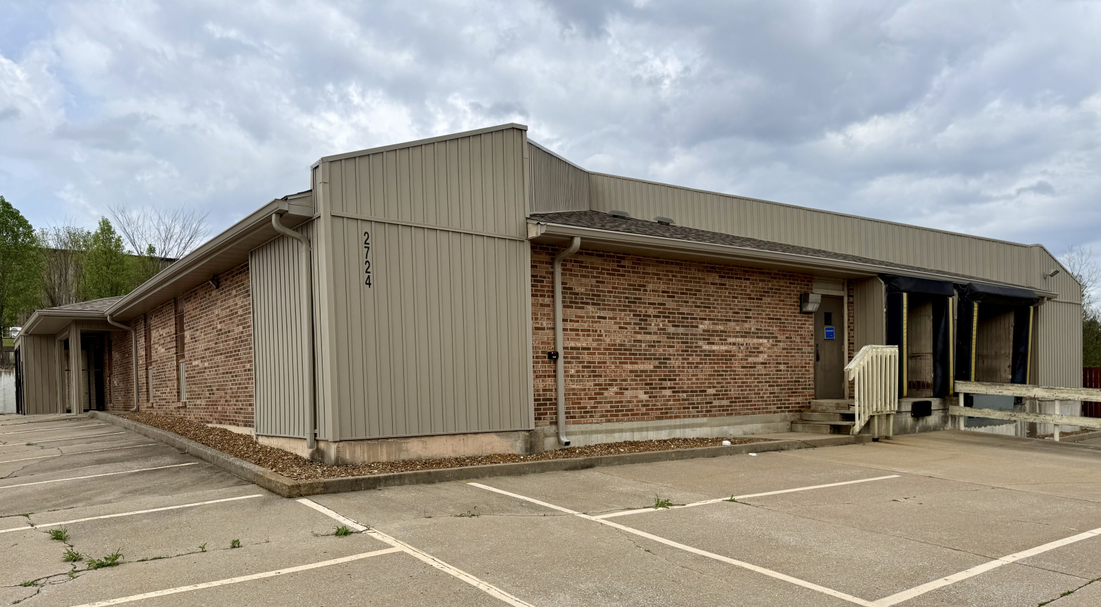 2724 Merchants Dr, Missouri, Call for details , Call for details ,Call for details,Office,For Sale,Merchants,1156