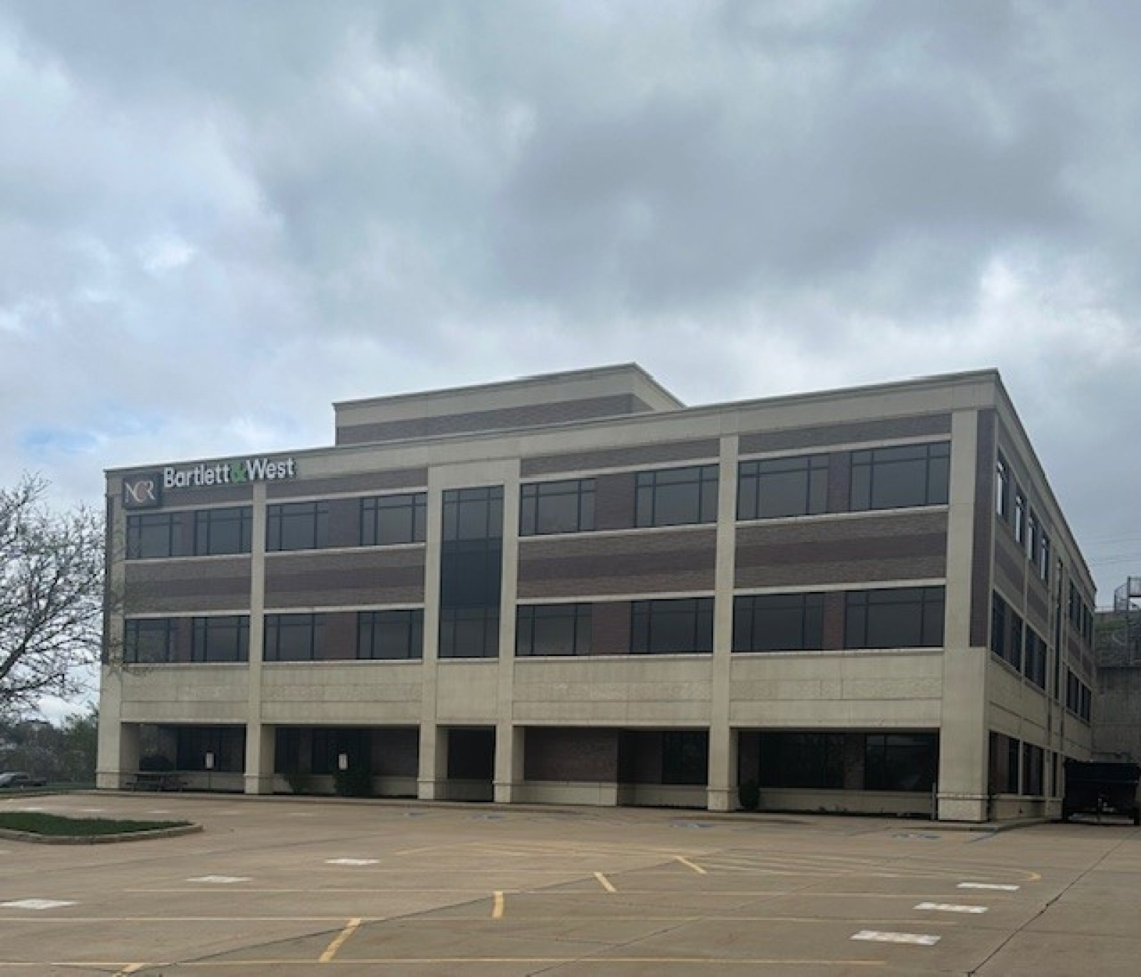 601 Monroe St, Jefferson City, Missouri 65101, Call for details , Call for details ,Call for details,Office,For Sale,Monroe,1074