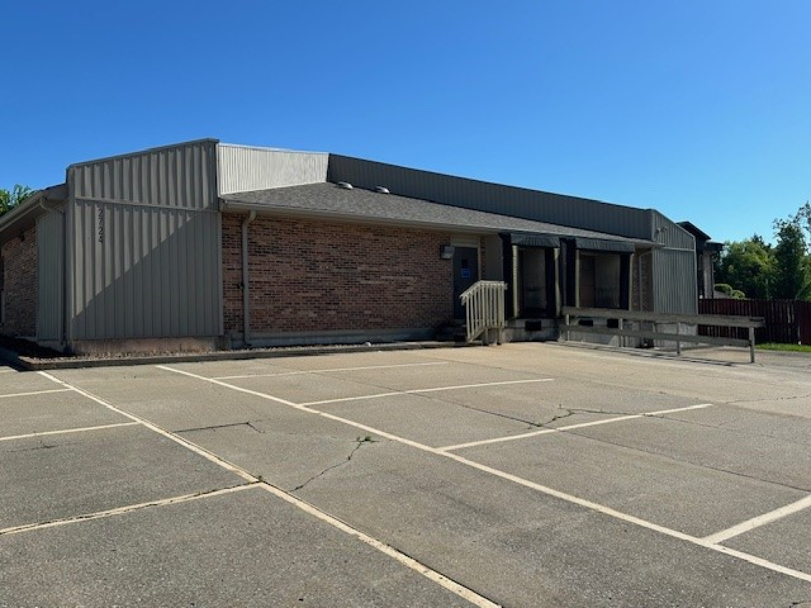 2724 Merchants Dr., Jefferson City, Missouri 65109, ,Office,For Sale,Merchants ,1083