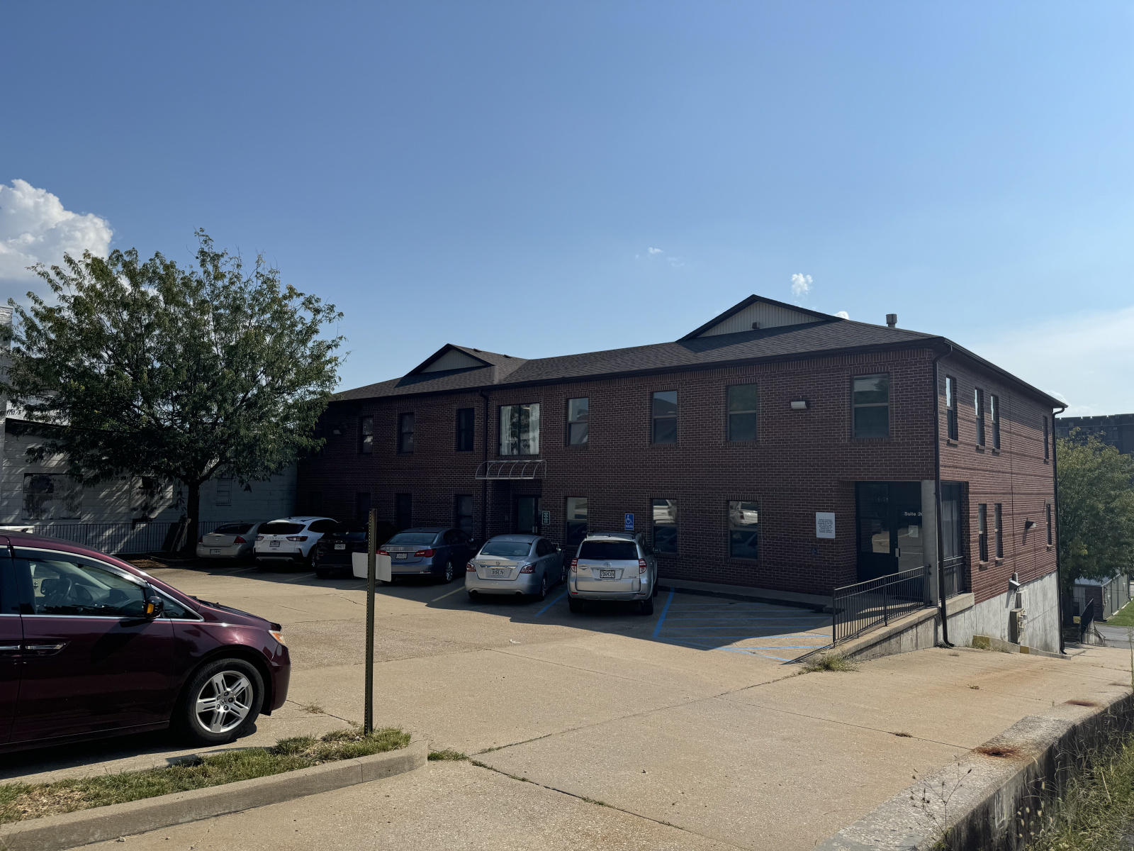 514 East High Street, Jefferson City, Missouri 65101, ,Office,For Lease,East High,1088